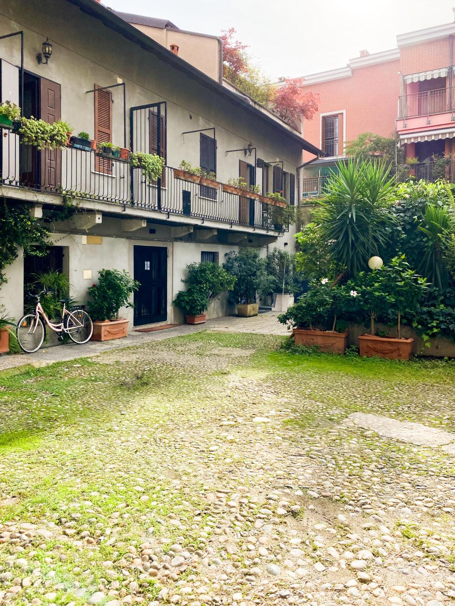 Brenta Place Милан Экстерьер фото