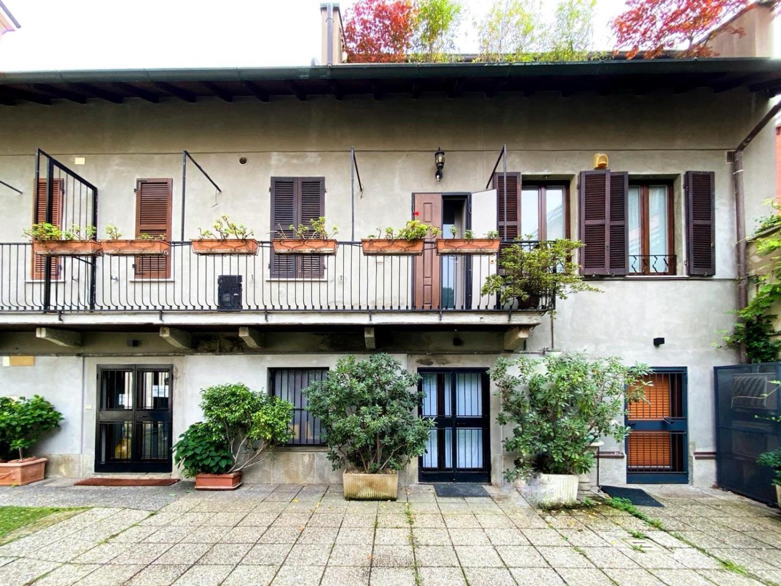 Brenta Place Милан Экстерьер фото